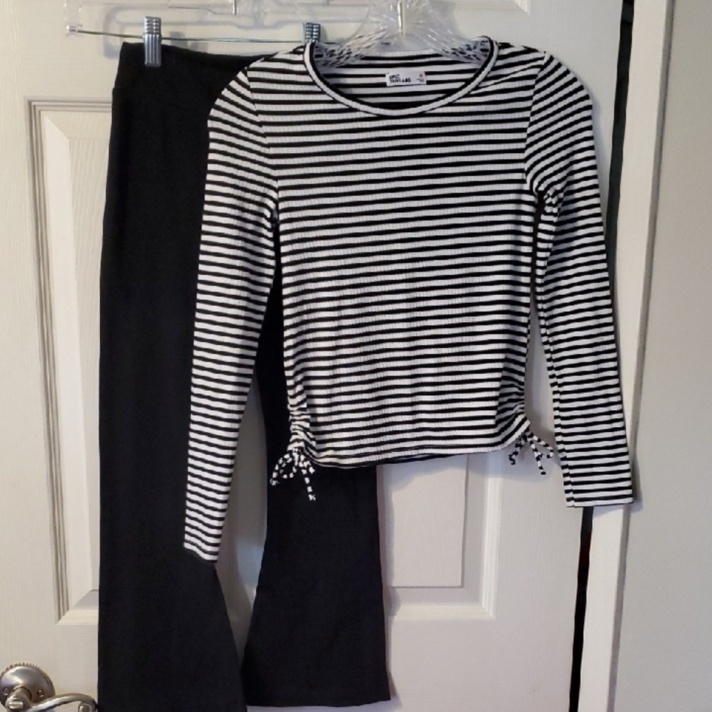 Striped Long-Sleeve Top Epic Threads & Black Pants Cat & Jack 2 Piece Set